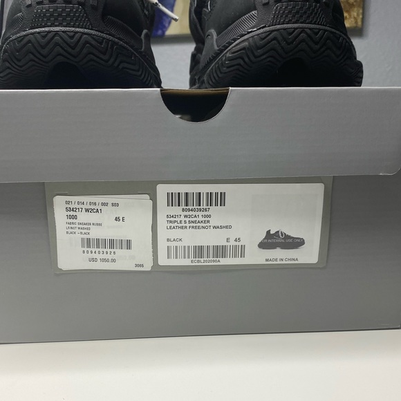 Balenciaga Triple S Black - Picture 6 of 7